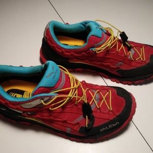Salewa Hiking Shoes, 7.5 US, Red